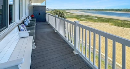 Admiral's Quarters 2 Bedroom Condo
