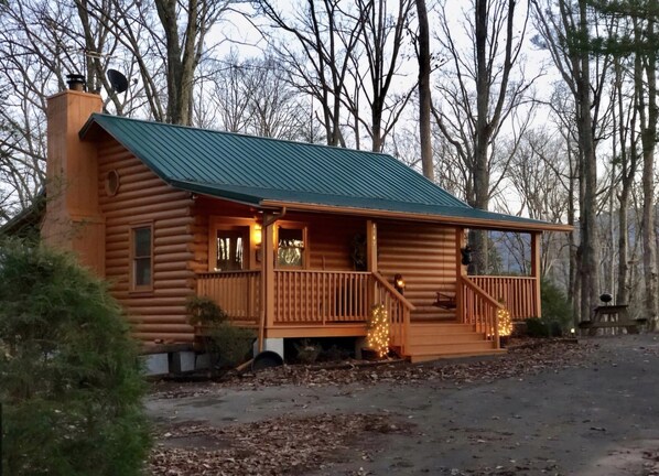 Cabin, 1 Bedroom | Exterior - Eagles Nest 1 Bedroom Cabin (Gatlinburg)