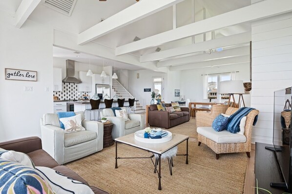 Living area - Wild Dunes Cottage 4 Bedroom Home (Port Bolivar)