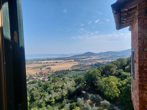 Beautiful 3-bedroom apartment in Panicale