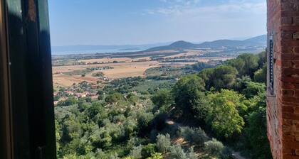 Beautiful 3-bedroom apartment in Panicale