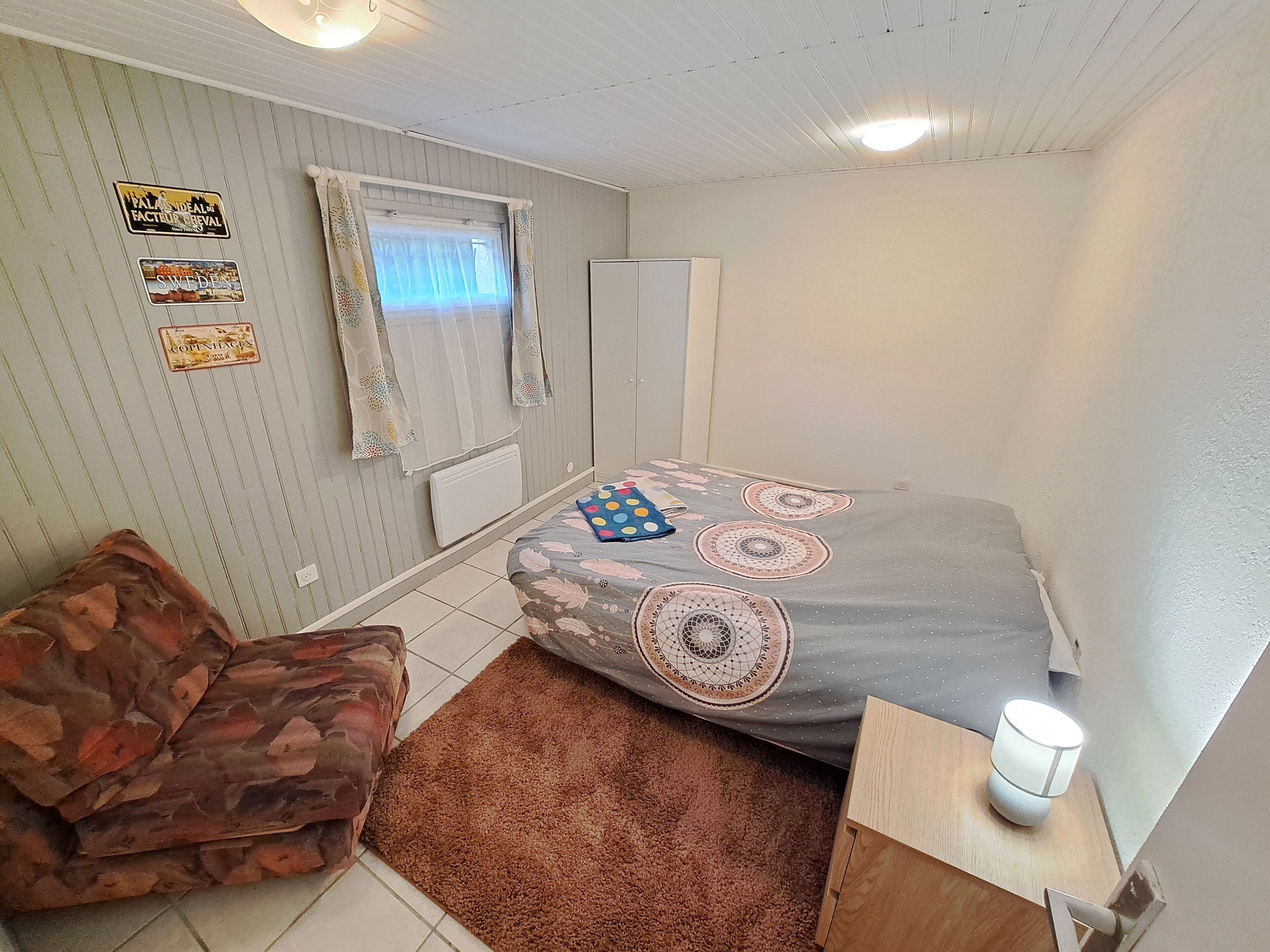 4 Schlafzimmer, Bügeleisen/Bügelbrett, kostenloses WLAN, Bettwäsche