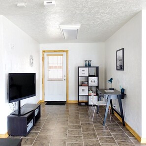 Interior - Clean, fully stocked home in Mitchell. (Mitchell)