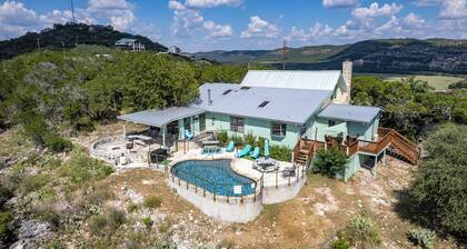 Spectacular views of the valley with a pool and spacious home