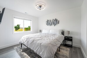 3 bedrooms, free WiFi, bed sheets