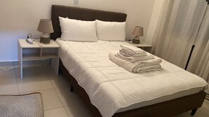 2 Schlafzimmer, Bügeleisen/Bügelbrett, WLAN, Bettwäsche