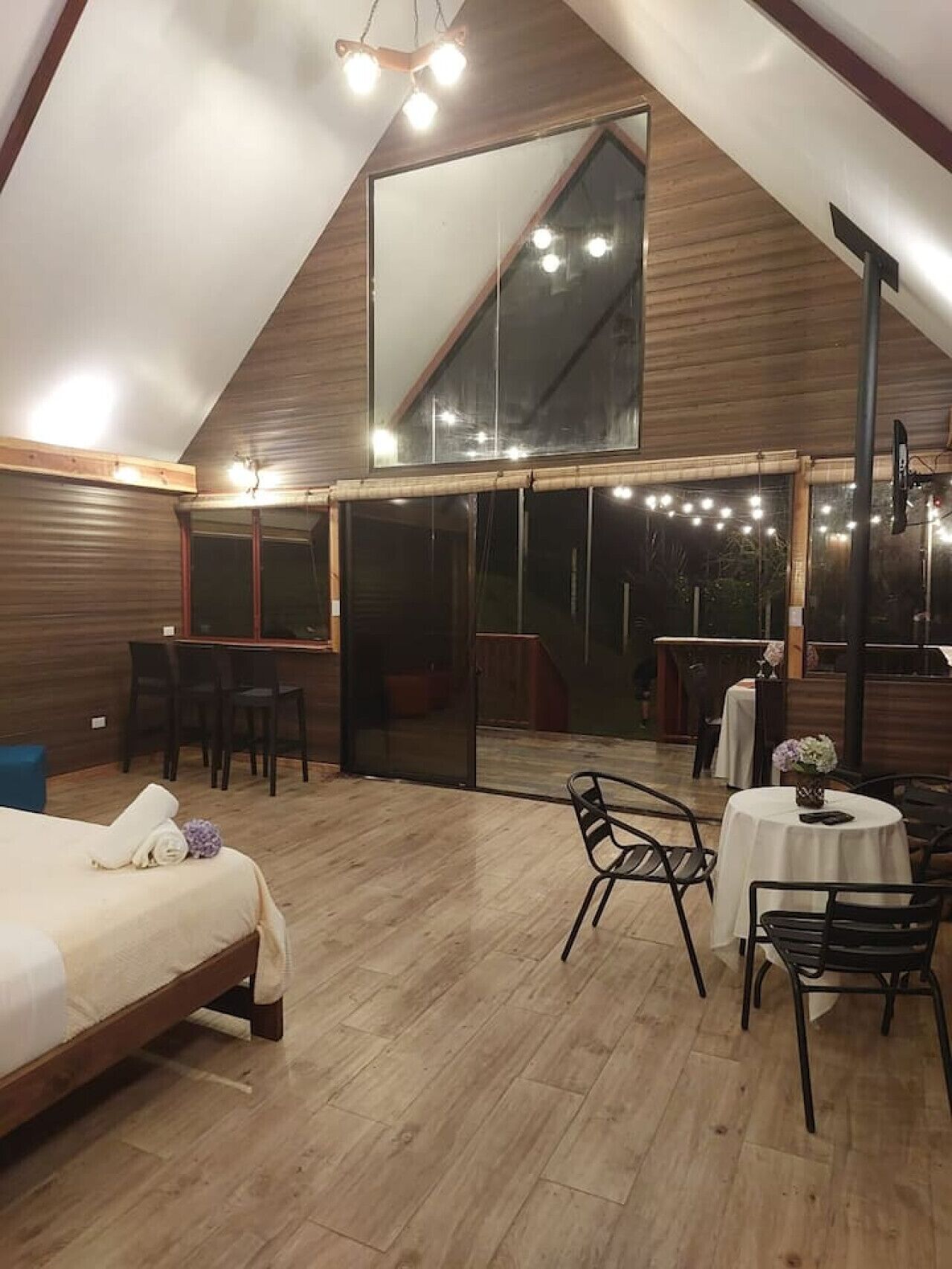 1 makuuhuone, työpöytä, ilmainen Wi-Fi, vuodevaatteet