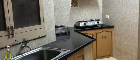 Microondas, placa de cocina