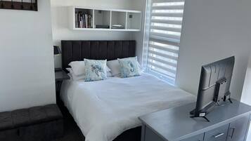 2 soverom, strykejern/-brett, reiseseng for barn og wi-fi