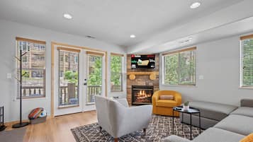 Smart TV, fireplace, foosball, table tennis