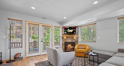 Paradise Adventures MH1110A|Near Powder Mtn |Hot Tub