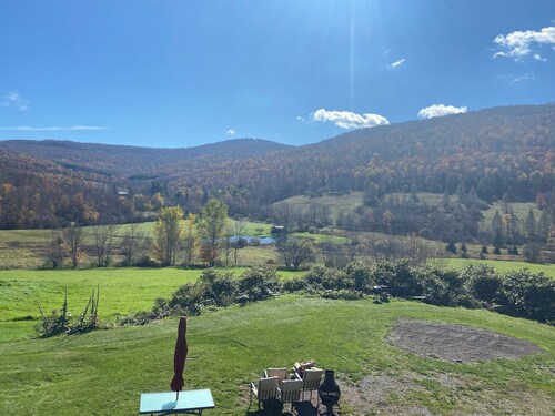 Stunning View  5-bedroom farmhouse in charming Bovina Center