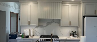 Charming 3-bedroom house in serene Lake Crystal with Chef's kitchen