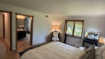 3 habitaciones, wifi gratis y ropa de cama