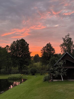 Property grounds - Stay near the Beekeeping Museum in Aukštaitija National Park. (Stripeikiai)