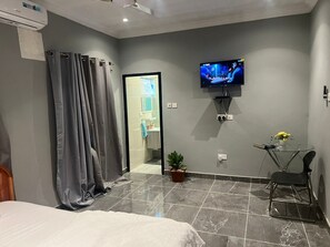 3 室のベッドルーム、アイロン / アイロン台、WiFi