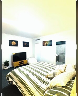 3 間睡房、熨斗/熨衫板、Wi-Fi、床單