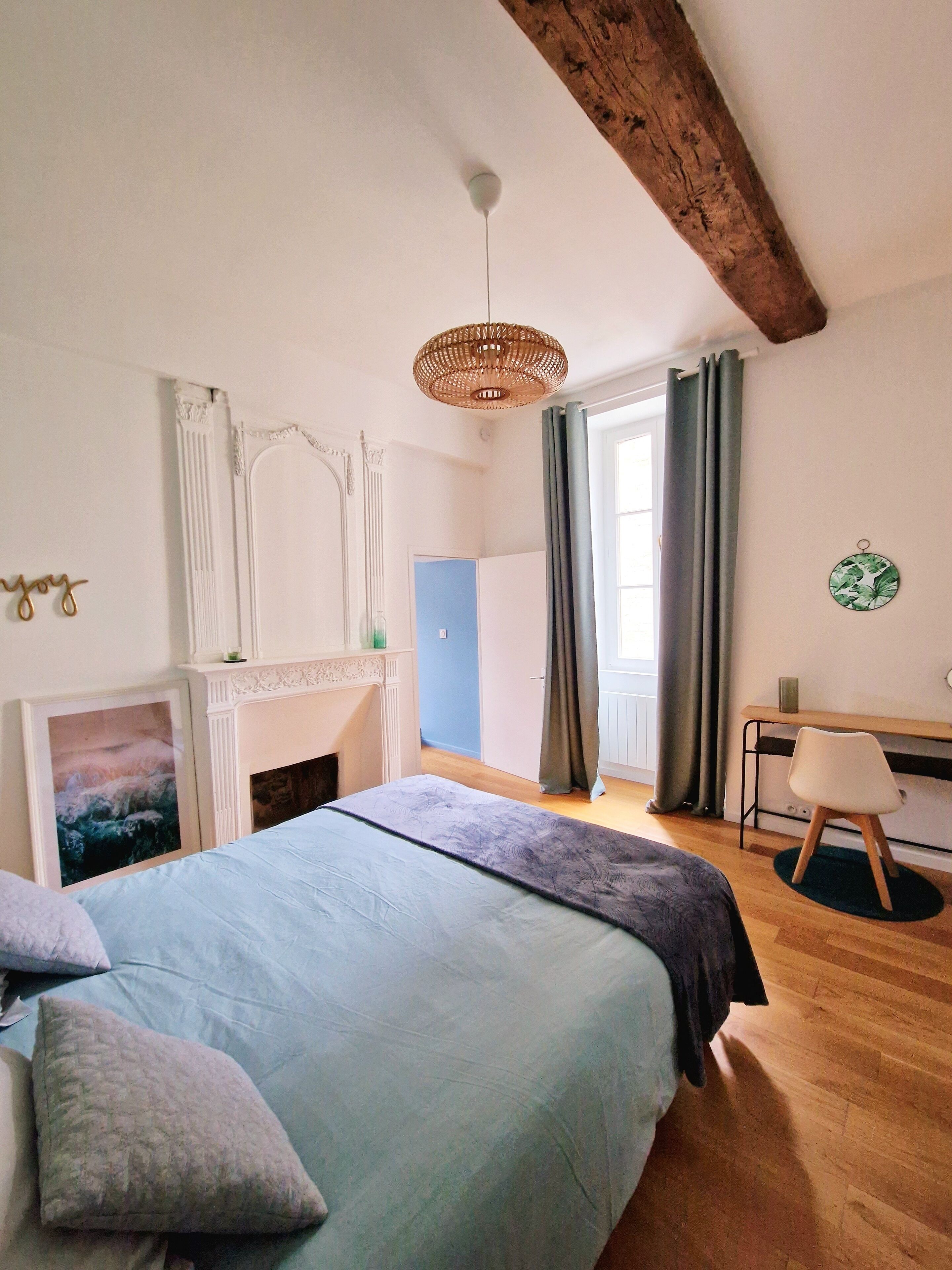 1 bedroom, travel crib, free WiFi, bed sheets