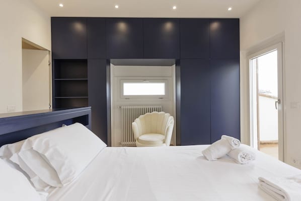 2 bedrooms