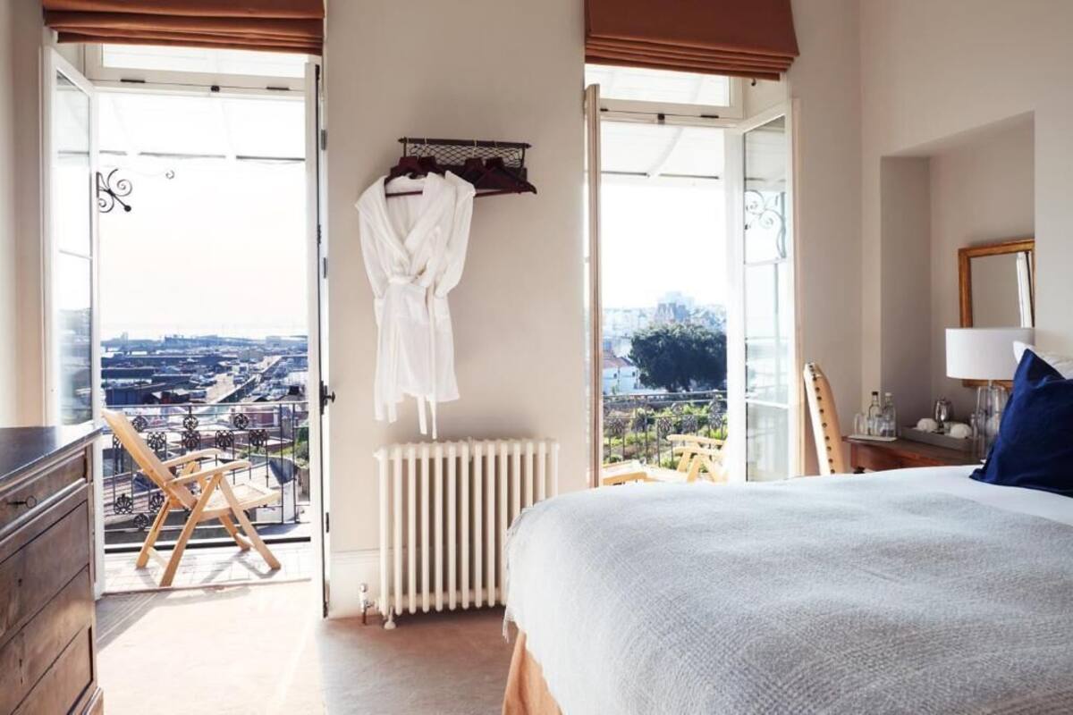 Deluxe Double Room, Balcony, Sea View | Soundproofing, iron/ironing board, free WiFi, wheelchair access