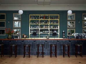 Bar (on property) - The House at Ramsgate (Ramsgate)