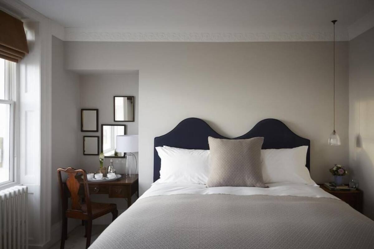 Deluxe Double Room, Sea View | Soundproofing, iron/ironing board, free WiFi, wheelchair access