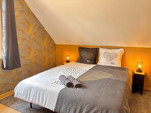 2 chambres, fer et planche Ă repasser, accĂšs au Wi-Fi (inclus)