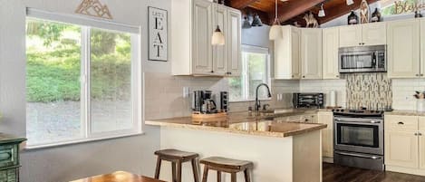 ميكروويف، فرن، موقد طهي مسطح، غسالة أطباق