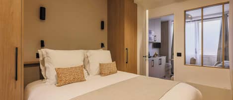 Appartement | 1 slaapkamer, een laptopwerkplek, een strijkplank/strijkijzer