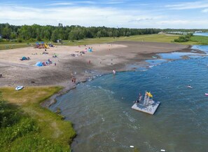 Sun-loungers, beach towels