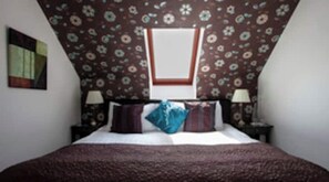 8 Schlafzimmer, Bügeleisen/Bügelbrett, kostenloses WLAN, Bettwäsche