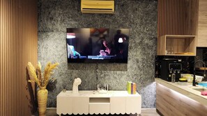 Estudio, 1 habitación, con acceso para personas discapacitadas, balcón | Servicios de la habitación