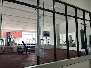 Estudio, 1 habitación, con acceso para personas discapacitadas, balcón | Sala de fitness