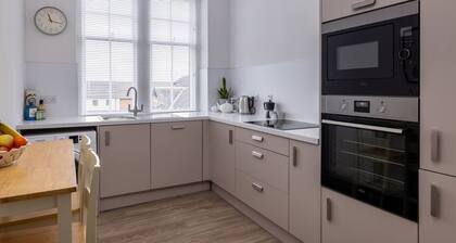 Antonine Quarters, Laurieston