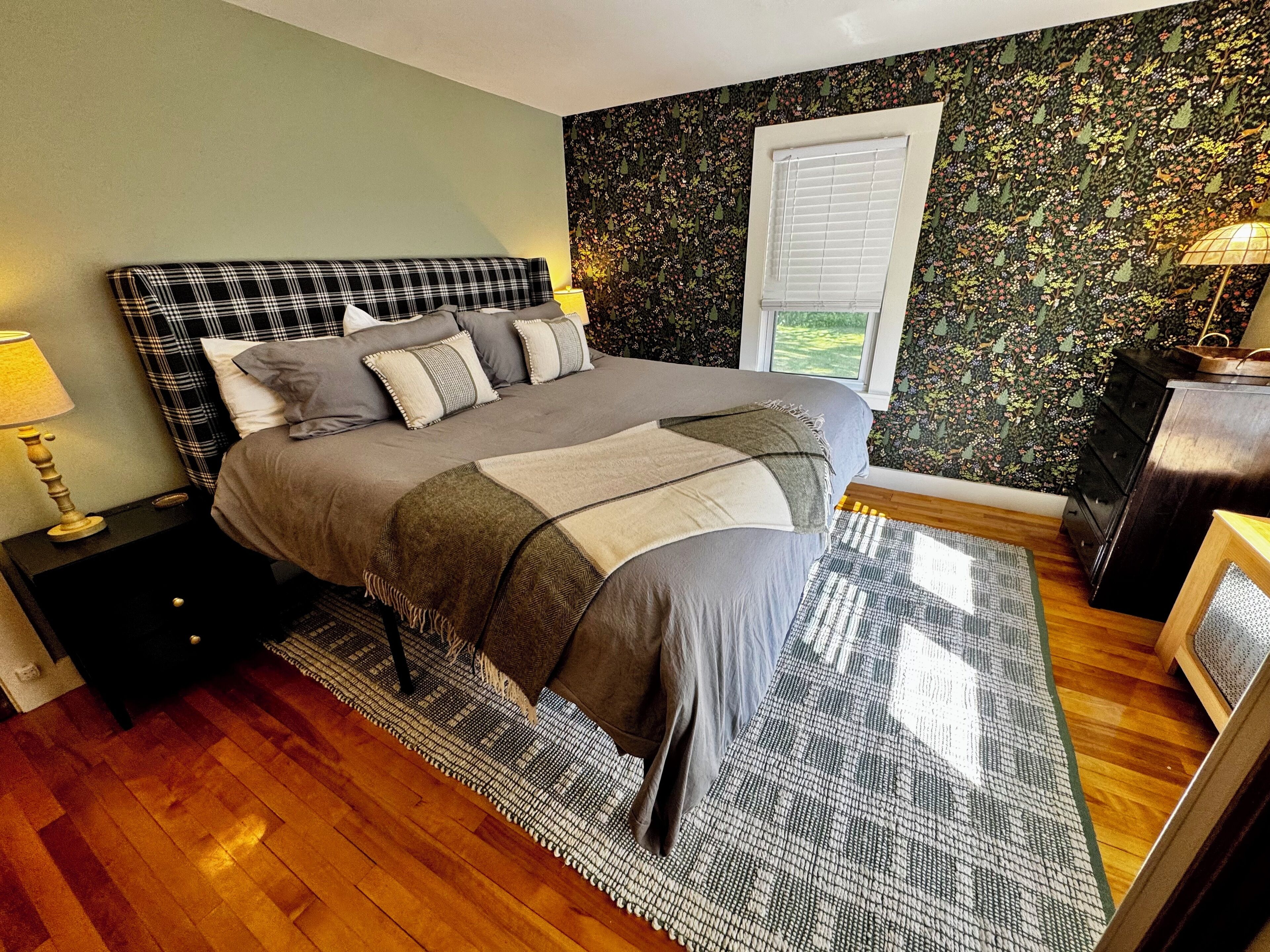 7 bedrooms, desk, iron/ironing board, free WiFi