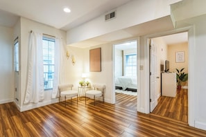 2 Schlafzimmer, Bügeleisen/Bügelbrett, WLAN, Bettwäsche