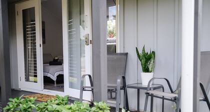 Discover Jacksonâs Cottage.