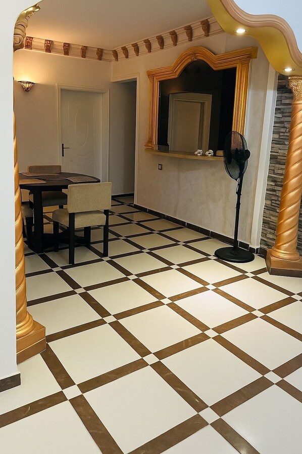 تناول الطعام