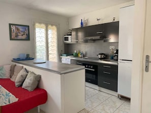 Apartment | Private kitchen