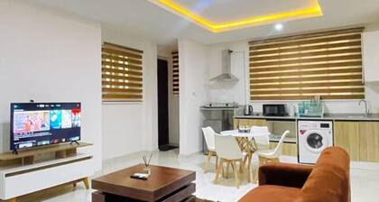 Adorable apartment with pool in lively Lagos