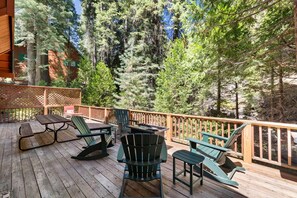 Terrace/patio - Cabins at Strawberry - Oak (Strawberry)