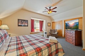 3 bedrooms, WiFi, bed sheets - Cabins at Strawberry - Dogwood (Strawberry)