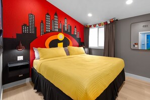 5 habitaciones, escritorio y tabla de planchar con plancha 