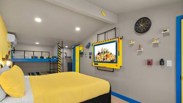 5 Schlafzimmer, Schreibtisch, Bügeleisen/Bügelbrett, Reisekinderbett