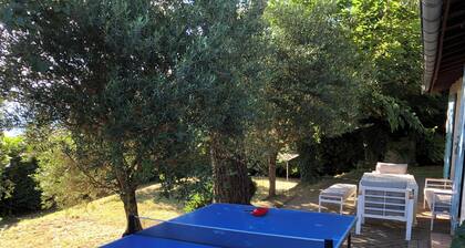 Gßte style provençale au calme, piscine privée, vue sur l'ArdÚche dans la DrÎme.
