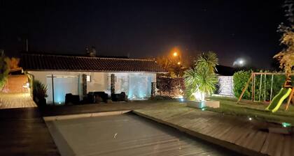 Maison de famille - 10 couchages - piscine chauffée - Climatisation