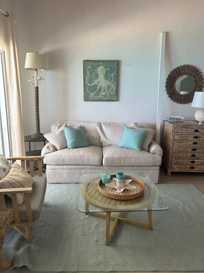 Smart TV - Breath taking OCEAN FRONT 5L Bimini Cove just steps from pool & Tiki bar (Bimini)