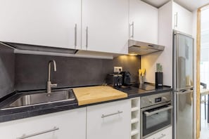 Microwave, stovetop, dishwasher