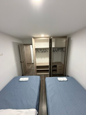 3 bedrooms, WiFi, bed sheets