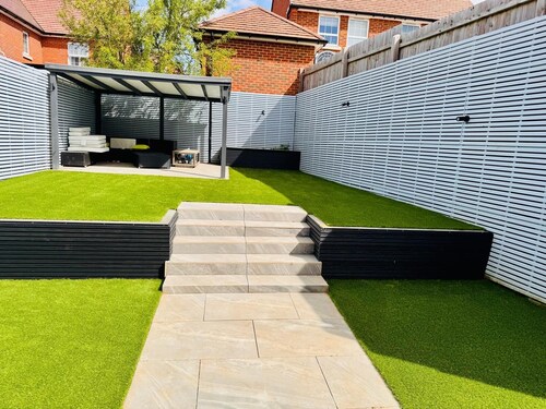Grand 4-bed House in Ebbsfleet Valley, Garden & Parking Space